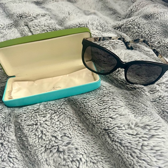 Kate Spade sunglasses - Picture 3 of 4